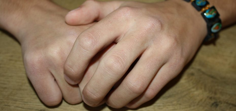 hands-1176846_1280