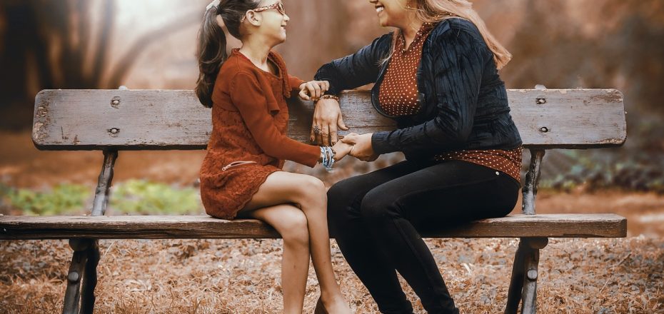 mother-and-daughter-3281388_1280